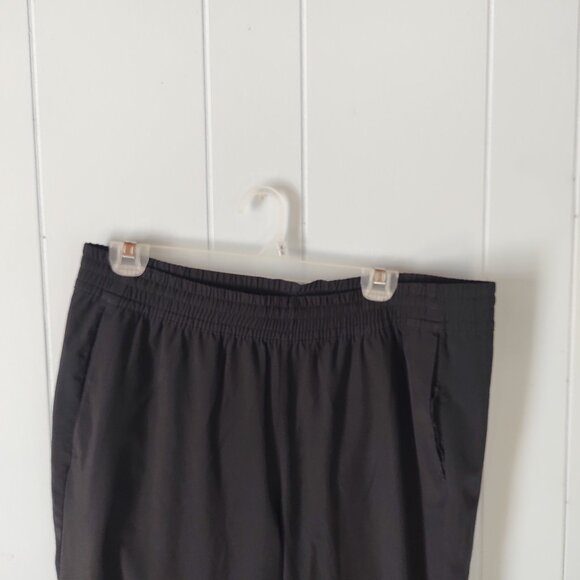 Columbia Black Lightweight Joggers with Elastic Waistband - Picture 4 of 13